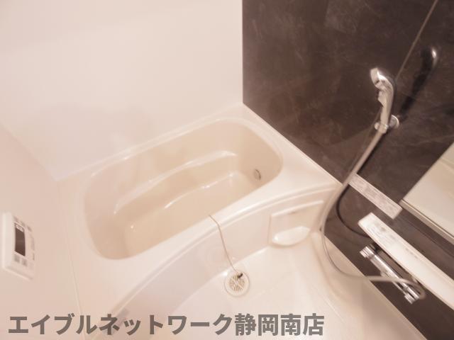 バス・シャワールーム　日々の暮らしに欠かせないお風呂です