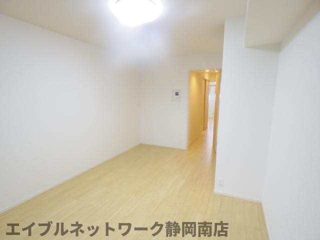 その他設備　おしゃれな居間です