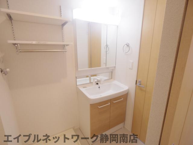 洗面設備　洗面所です