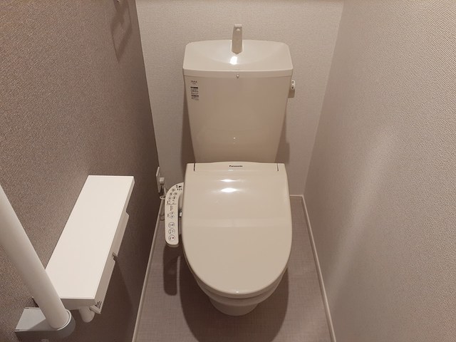【ブライト　スクエアIのトイレ】