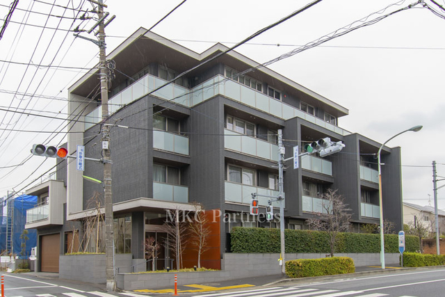 桜樹高山の建物外観