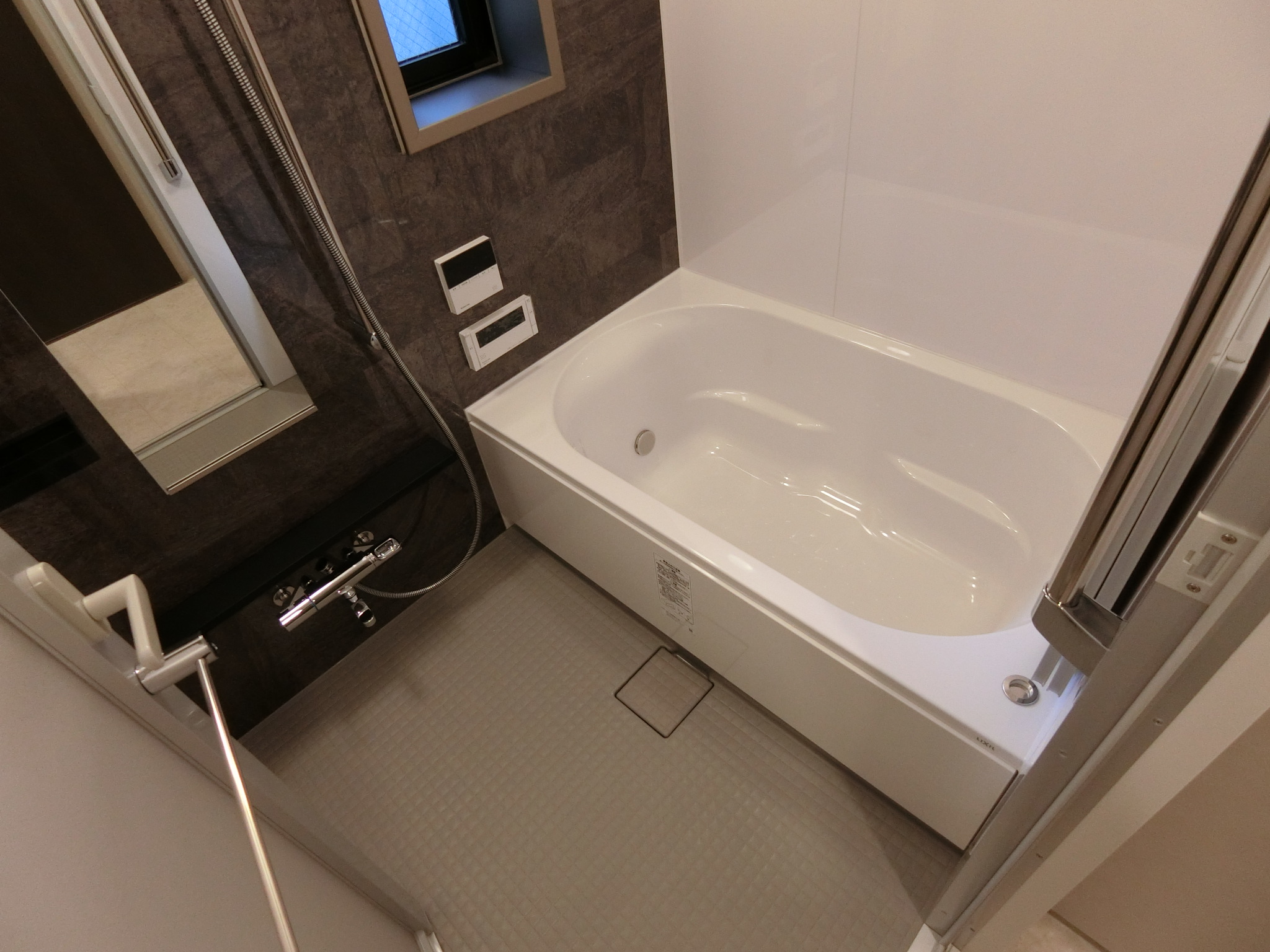 バス・シャワールーム