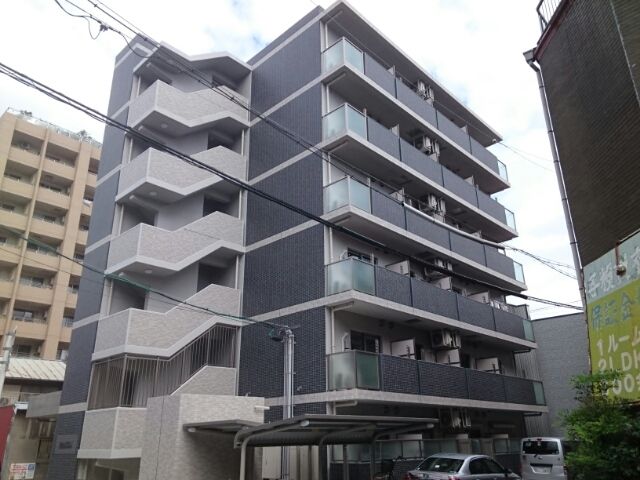 大阪市西成区天下茶屋のマンションの建物外観