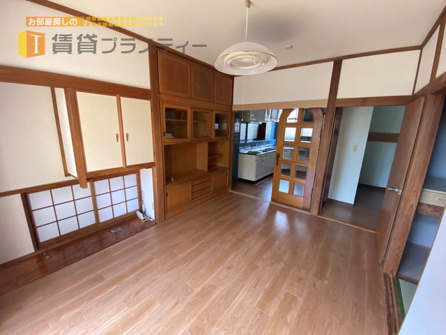 居室・リビング　ゆったり１３．７帖で家族団欒。。