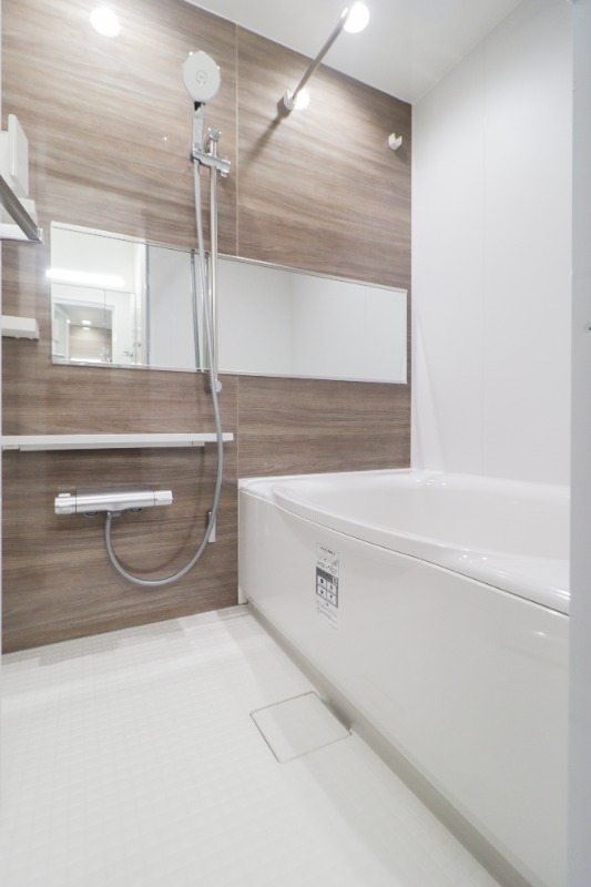 バス・シャワールーム　図面と現状に相違がある場合には現状を優先