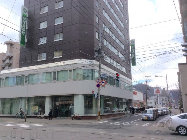 銀行　北海道銀行西線支店（銀行）まで723m