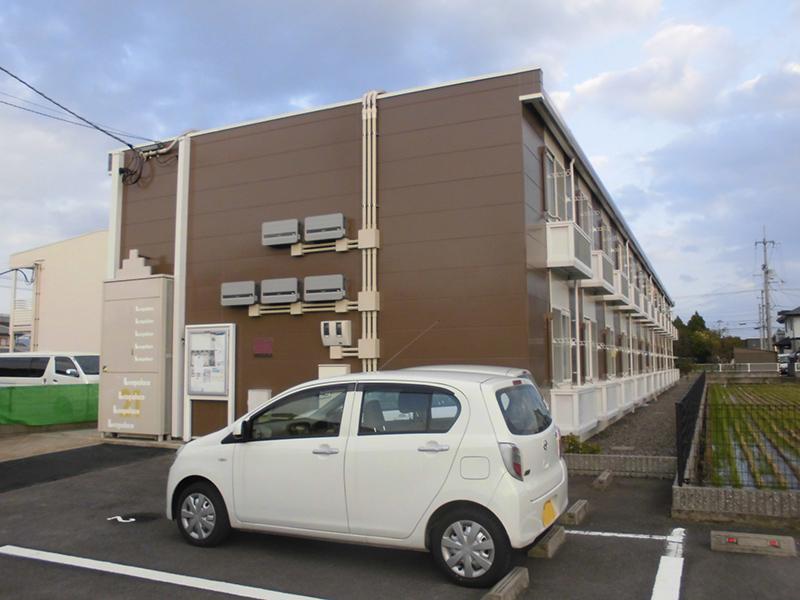 高松市太田下町のアパートの建物外観