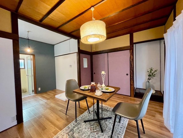 居室・リビング　LDKは和室を洋室化して独特の雰囲気に。