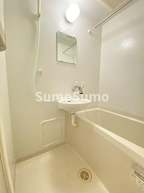 バス・シャワールーム　お風呂で日々の疲れを落としましょう