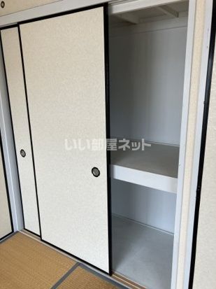 【西多摩郡瑞穂町長岡のマンションの収納】