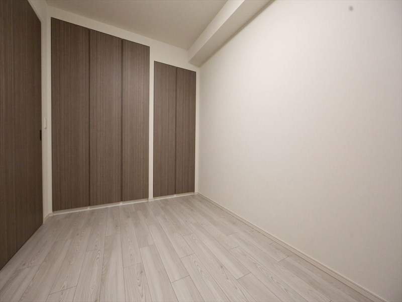 その他　洋室5帖　クローゼット付（収納充実してます）