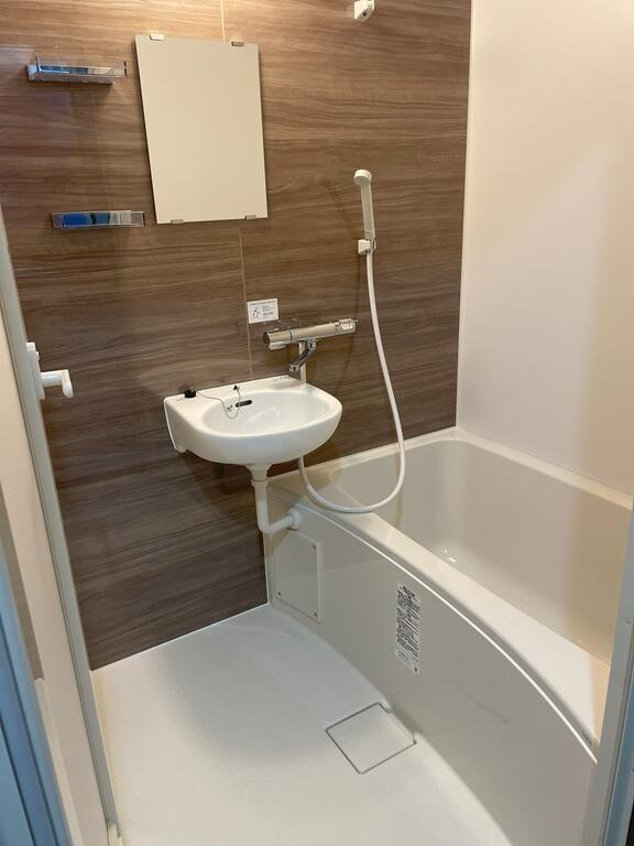 バス・シャワールーム　バス