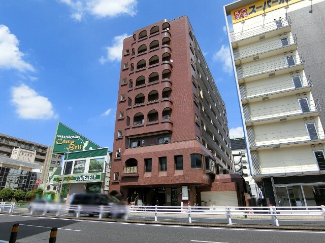 宇都宮市元今泉のマンションの建物外観