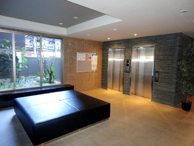 ロビー　清潔なロビーです