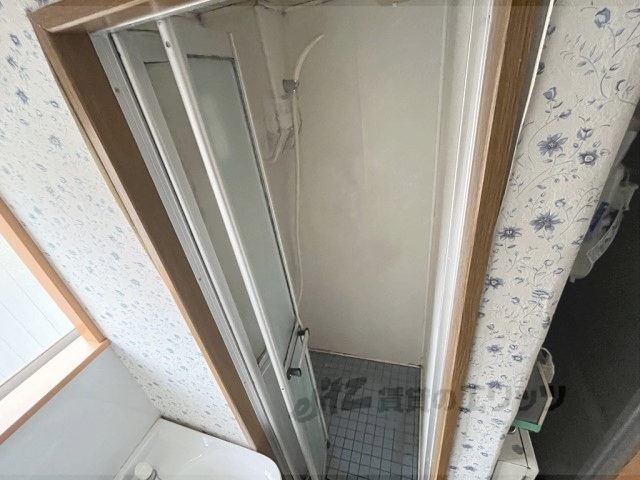 バス・シャワールーム　共同シャワー