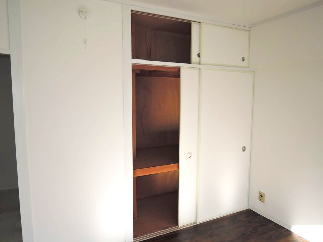 収納　収納（洋室）