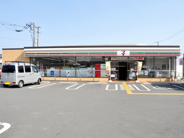 コンビニ　セブンイレブン高知河ノ瀬町店（コンビニ）まで540m