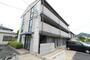 ＪＲ五位堂駅より徒歩10分 築28年8ヶ月 3階建の賃貸物件
