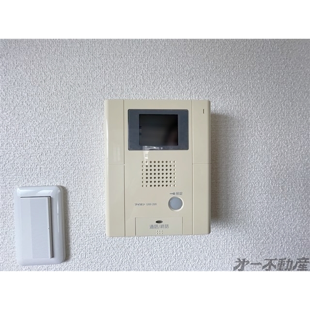 セキュリティ　モニター付インターホン