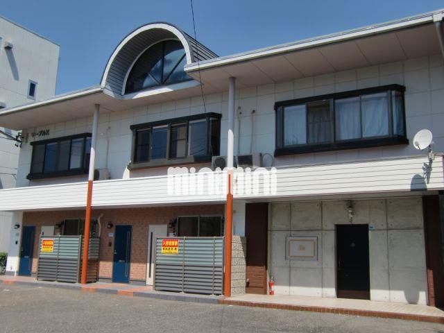 建物外観　２階建てです