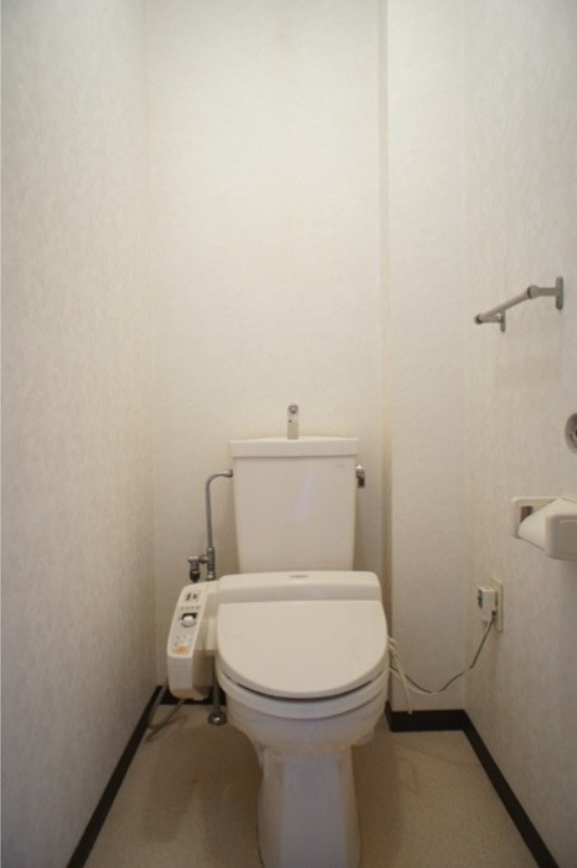 トイレ　図面と現状に相違がある場合には現状を優先