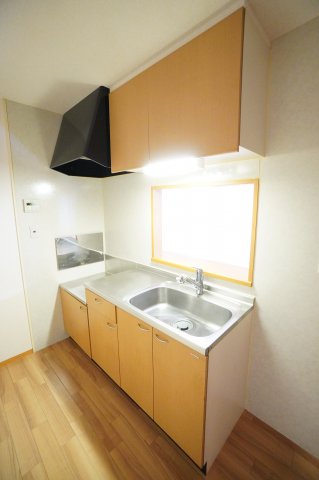 キッチン　※同物件・同タイプの写真です。