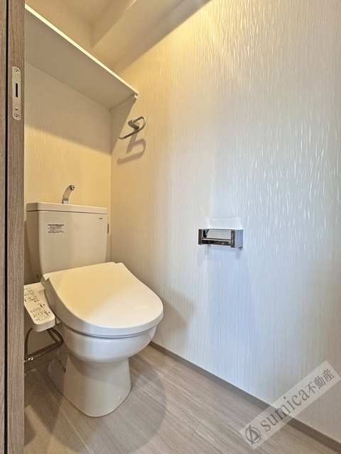 トイレ　温水洗浄便座完備♪