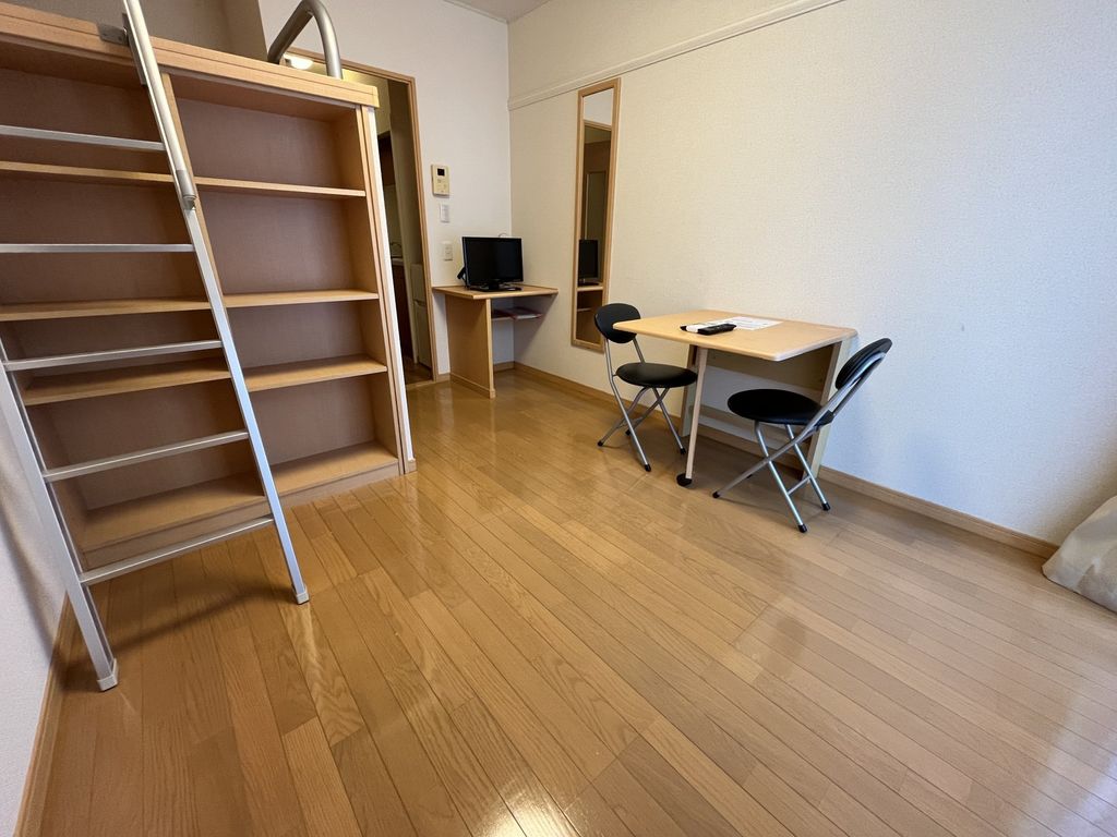 居室・リビング　収納