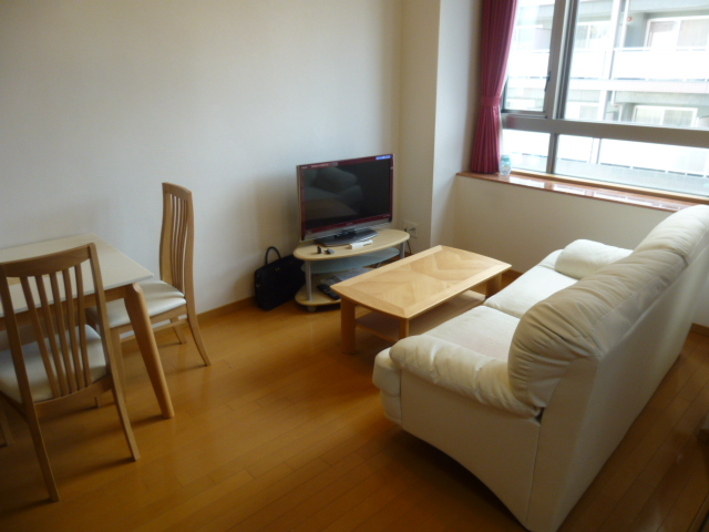 居室・リビング　※モデル写真の為、家具家電はありません。