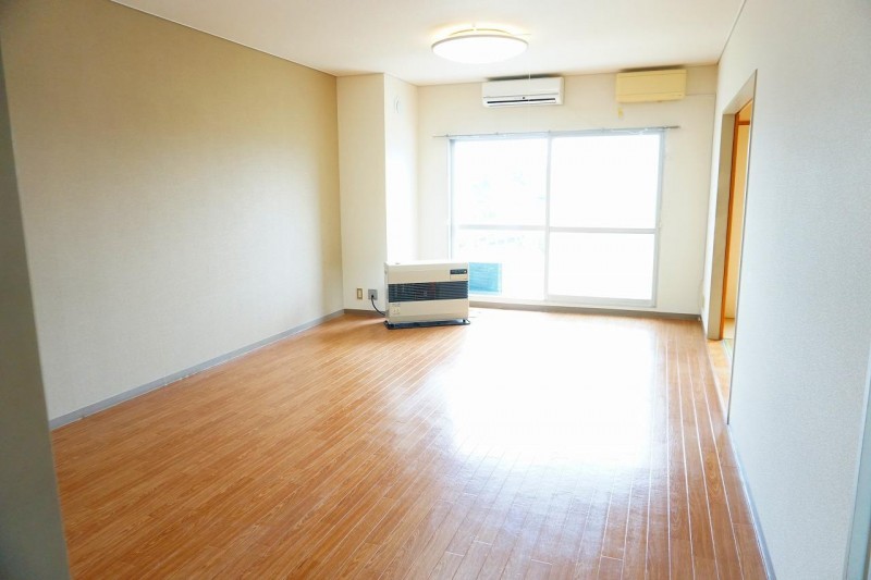 居室・リビング　リビング１