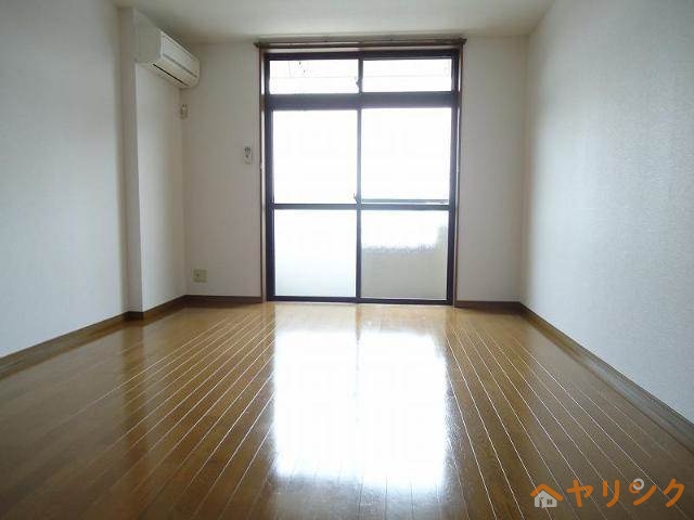 居室・リビング　２０３洋室（イメージ）