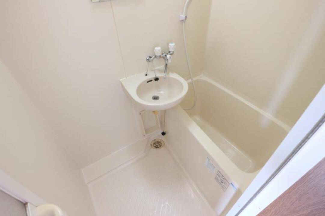 バス・シャワールーム　浴室