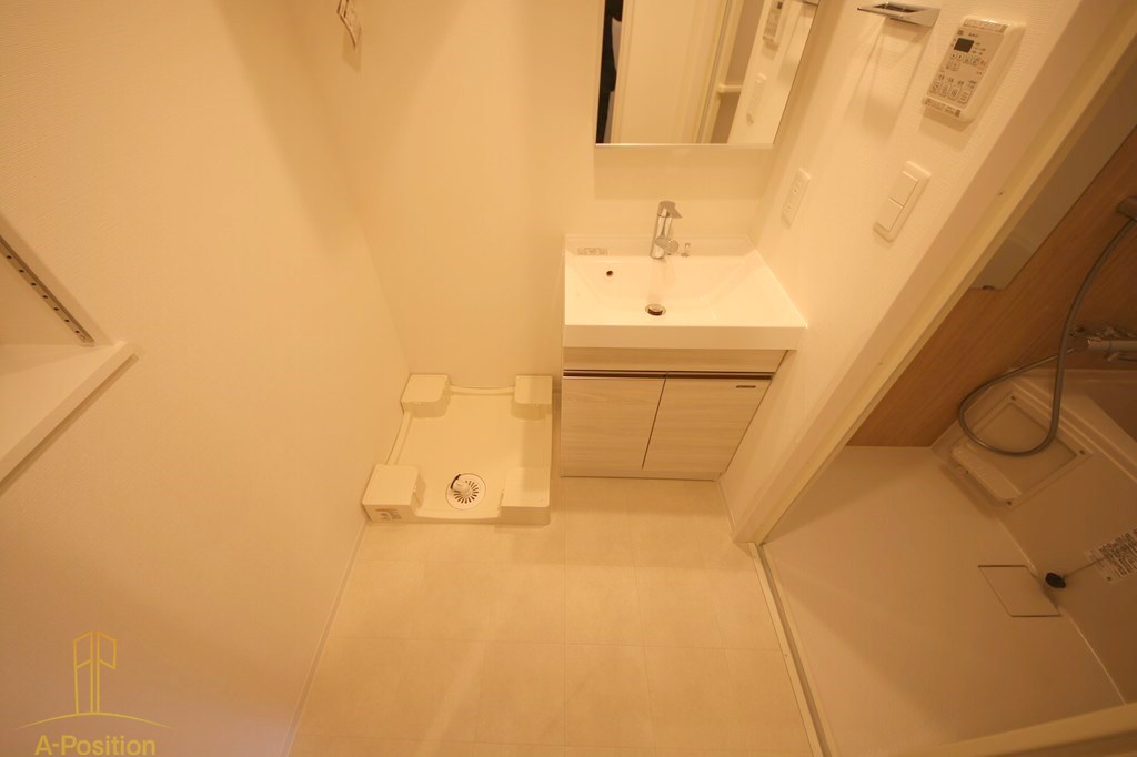 洗面設備　コンフォリア・リヴ南森町II