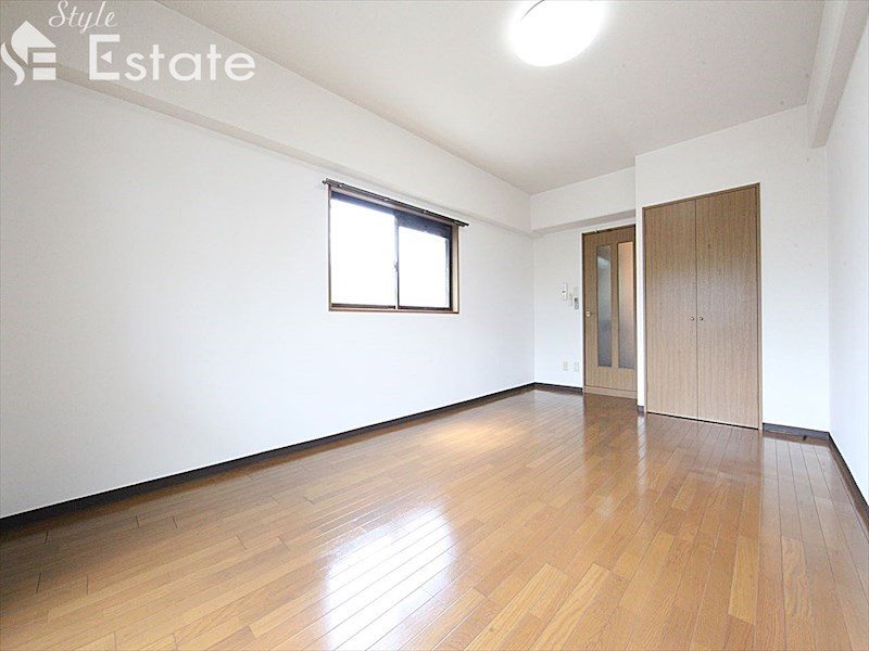 居室・リビング　内装