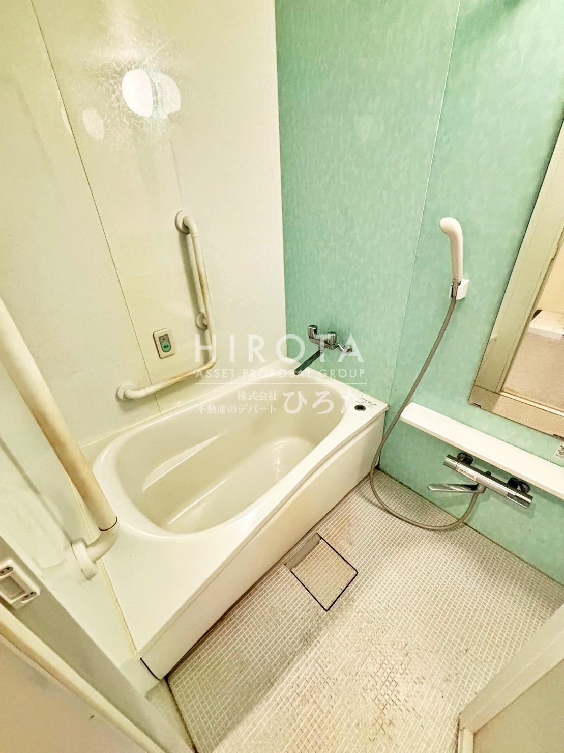 バス・シャワールーム