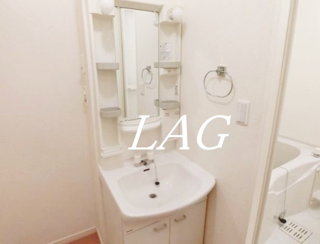 洗面設備　洗面台です。