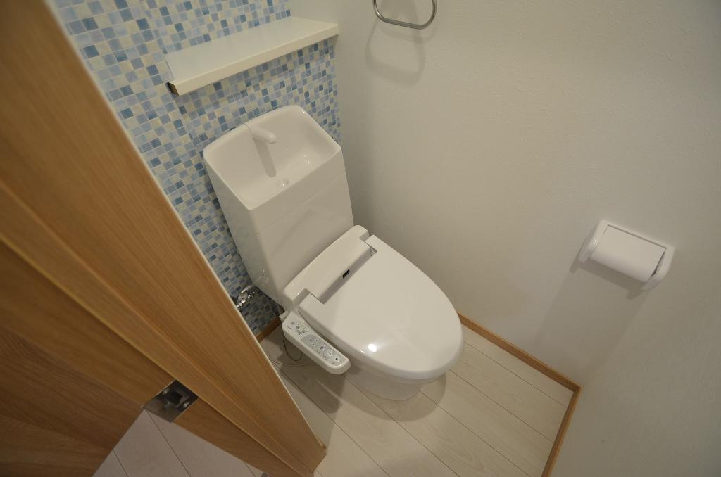 トイレ　シャワー付トイレ