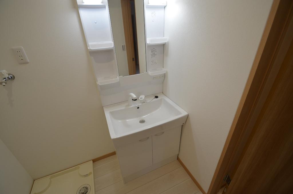 洗面設備　洗髪洗面化粧台