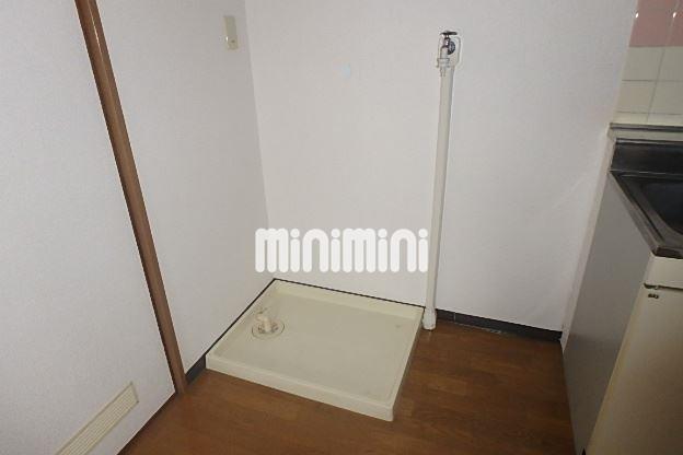 その他部屋・スペース　キッチン横、洗濯機置けるスペースあります。