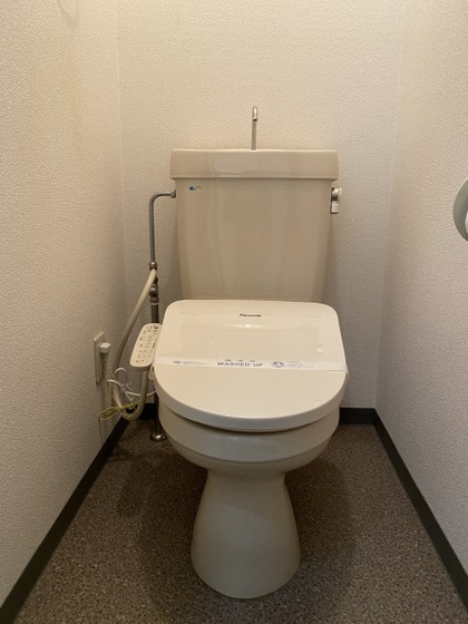 トイレ　※別部屋の写真です