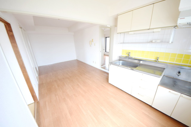 居室・リビング　～ダイニングテーブルも置けますよ～