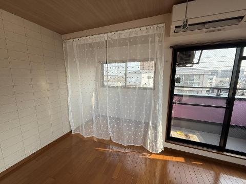 居室・リビング　寝室