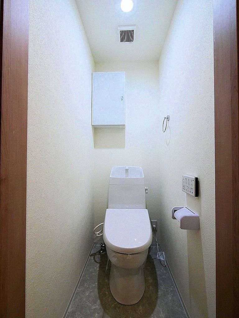 トイレ　トイレ