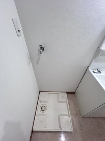 その他設備　室内洗濯機置き場有り