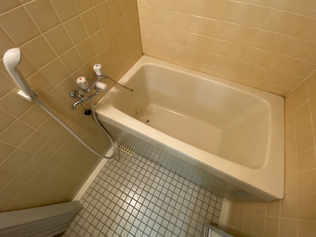 バス・シャワールーム　懐かしさを忘れず。。