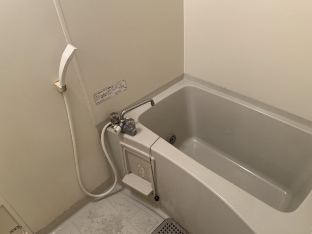 バス・シャワールーム　駐輪場