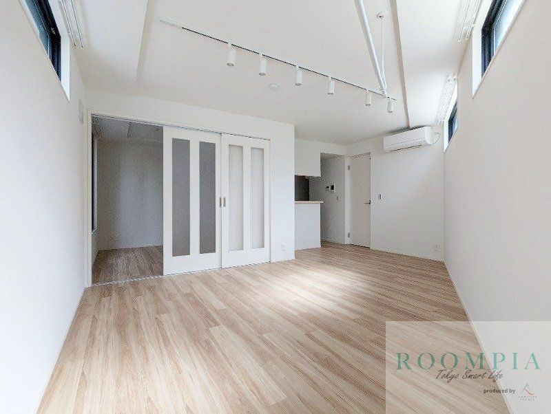 居室・リビング　物件画像