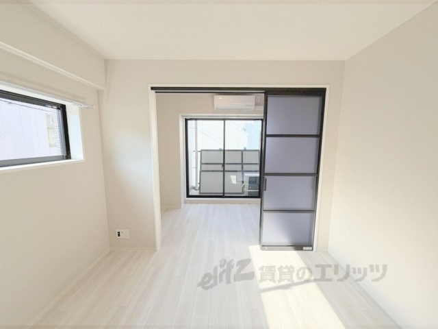 居室・リビング　洋室