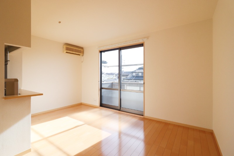 居室・リビング　図面と現状に相違がある場合には現状を優先