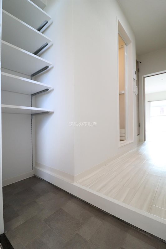 玄関　※他部屋参照・現況優先